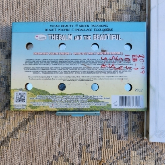 bh‎ cosmetics carli bybel palette deluxe edition, and a free gift - Picture 11 of 12